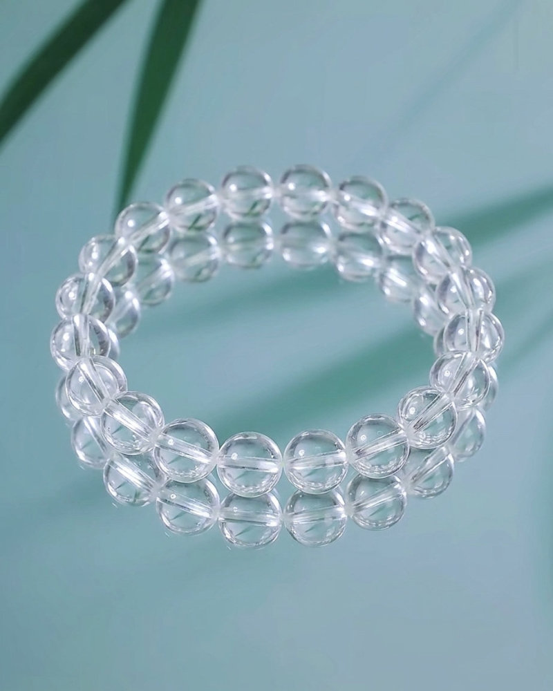 Choosing a handmade crystal bracelet
